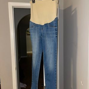 Maternity Jeans (jeggings) size 6